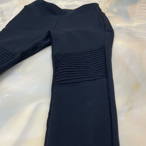 Black high waisted Ponte pants - Picture 3 of 7